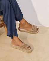 Slides a Fascia in Rafia |