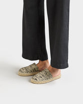 Sabot Chunky in Rafia Zebra |