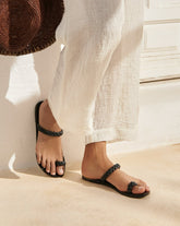 Olimpia Toe Ring Leather Sandals |