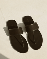 Be Canvas & Leather Thong Sandals |
