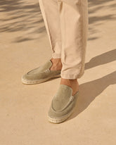 Suede Traveler Loafers Mules |