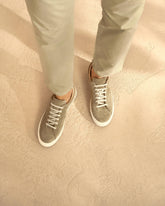 Snekaers in pelle scamosciata |