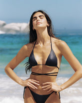 Bikini Triangolo con Lacci Effetto Bagnato |