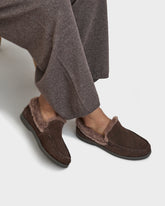 Mocassini Invernali in Pelle Scamosciata<br />e Faux Fur |