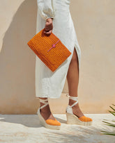 Raffia Clutch |