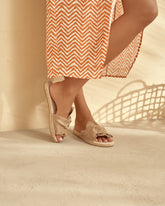 Soft Suede Sandals With Knot |