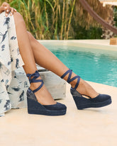 Espadrillas in Morbida Pelle Scamosciata con Zeppa |