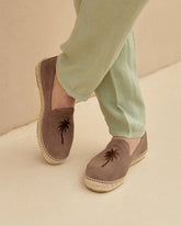 Suede Embroidered Espadrilles |