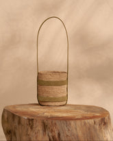 Raffia With Suede Bucket |