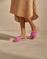 Soft Suede Sandals With Knot |