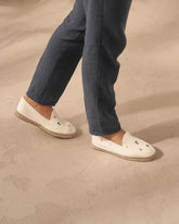 Espadrillas flat in canapa biologica con ricamo |