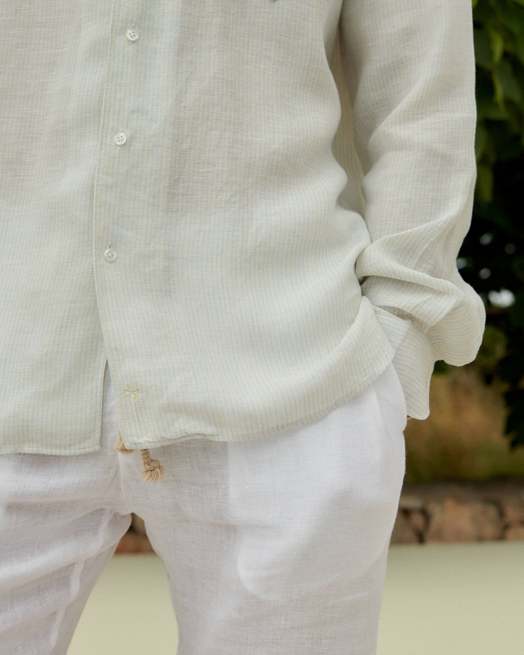 Linen Panama Shirt - Embroidered Palm - Beige And Light Blue Mini-Mid Stripes