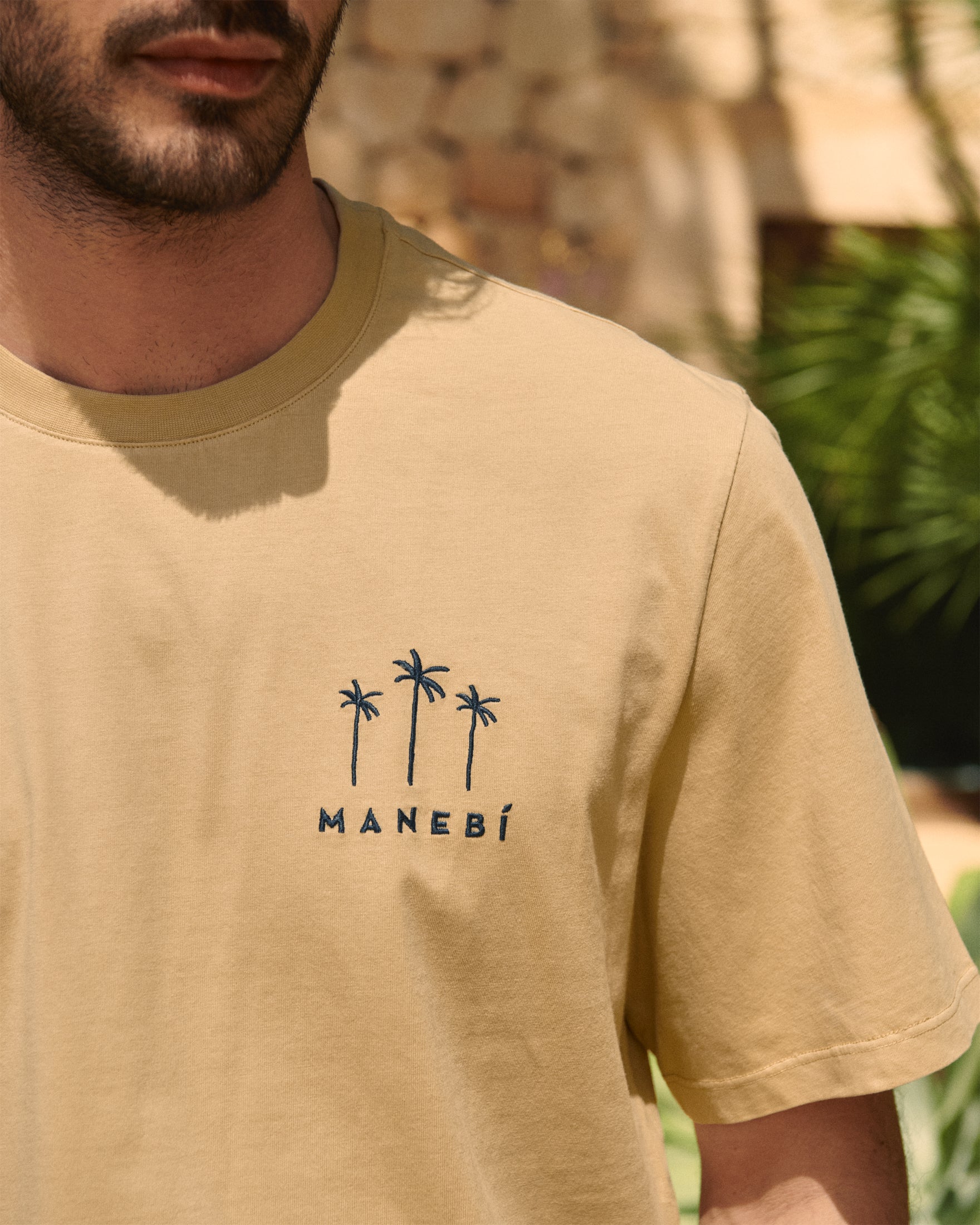 Manebí Jersey L. A. T-Shirt - Embroidered Sand Night Blue Palms Logo Embroidery