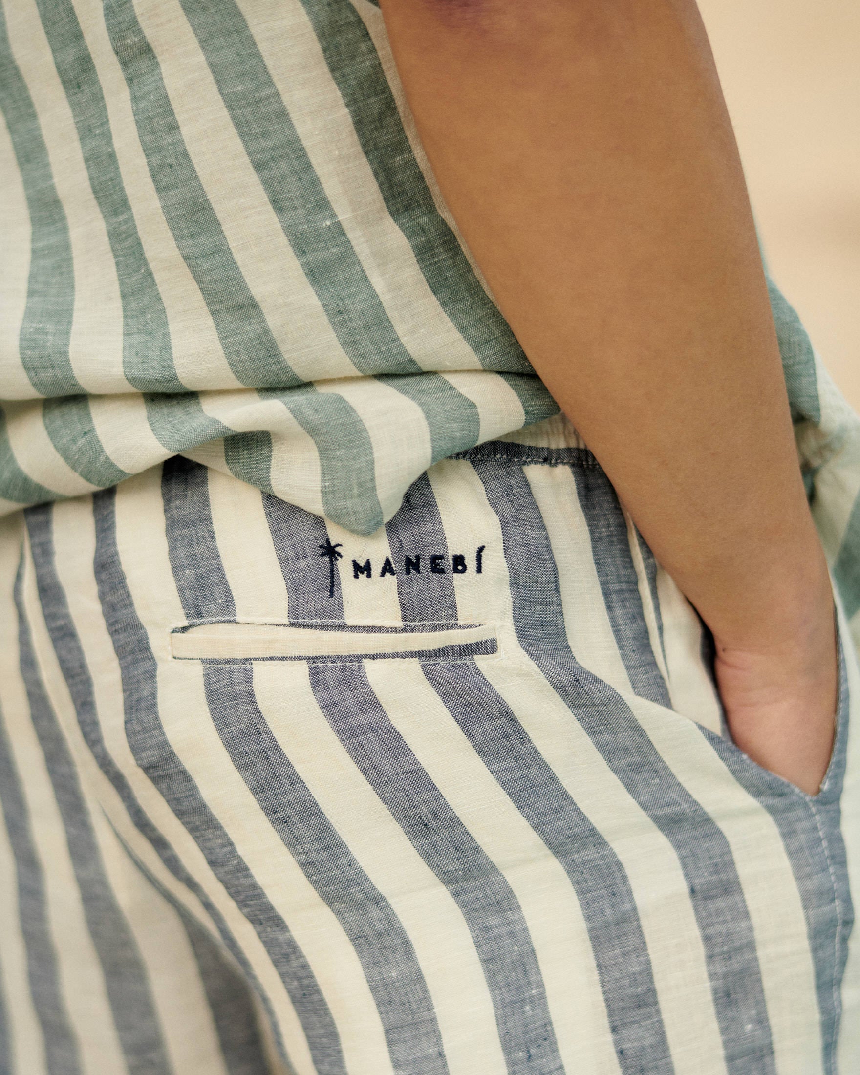 Light Linen Malibu Shorts - Blue Beige Maxi Stripes