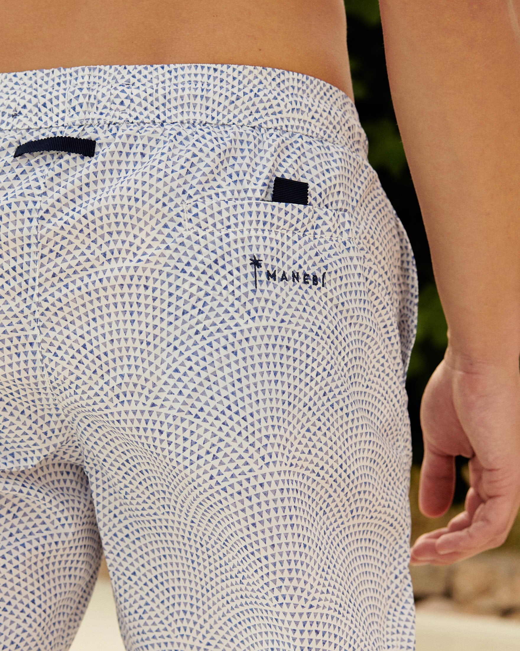 Swim Shorts - Printed Recycled Ultra Light - White & Triangles