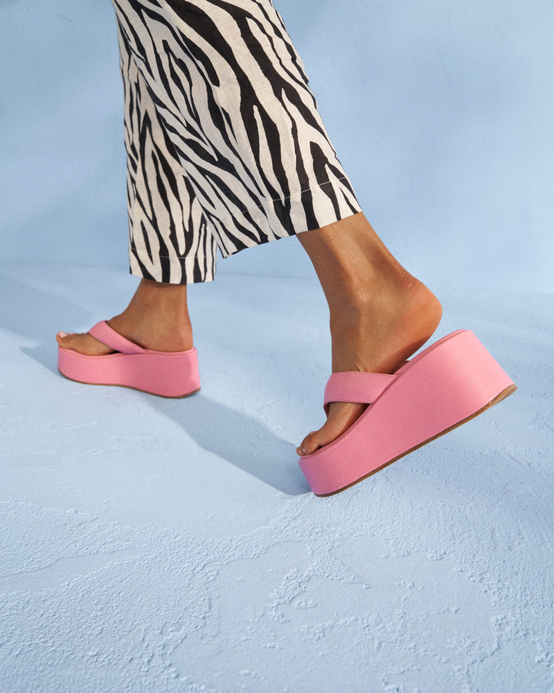 Leather Platform Sandals - Thong - Blush Pink