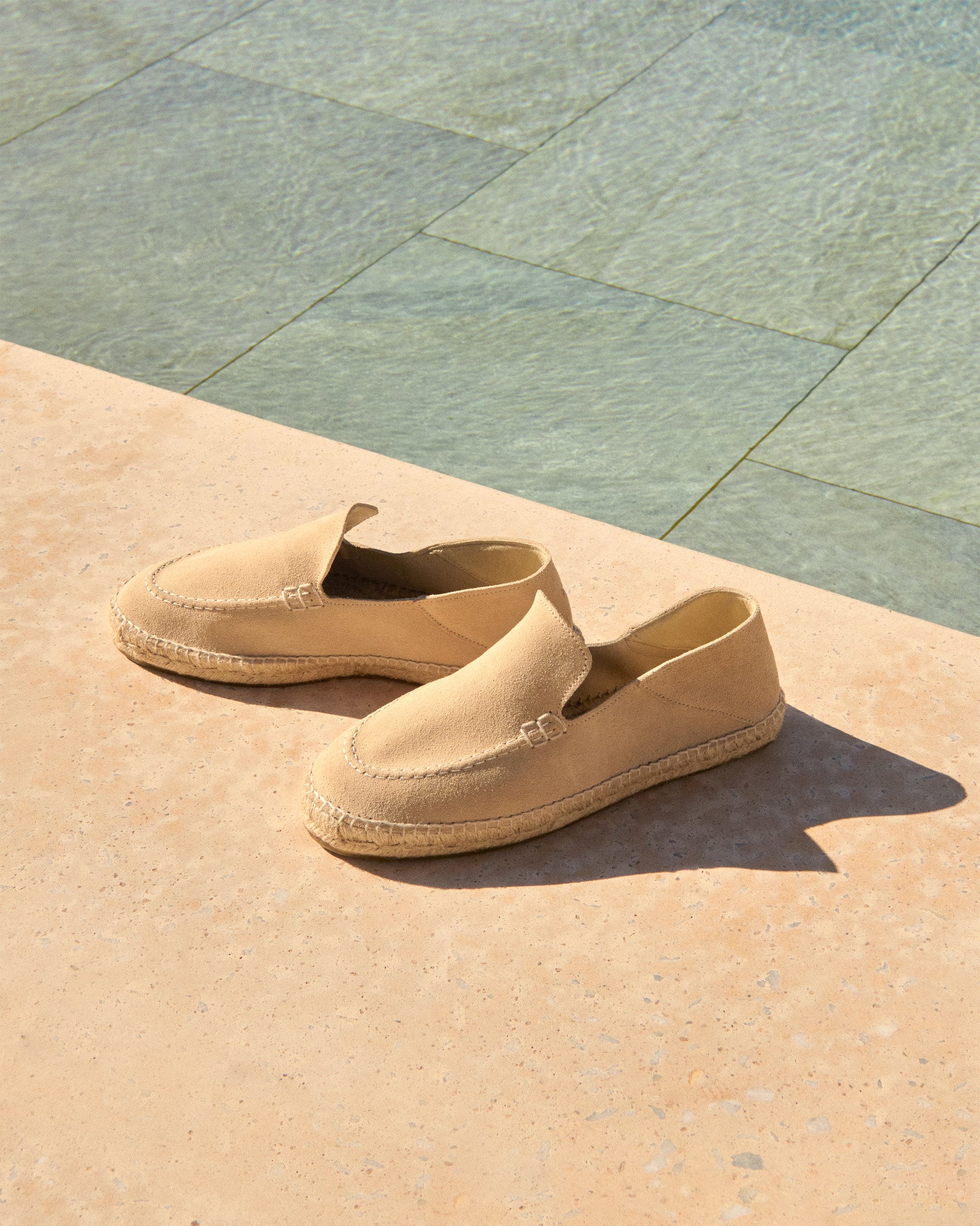 Traveler Loafers - Champagne Beige