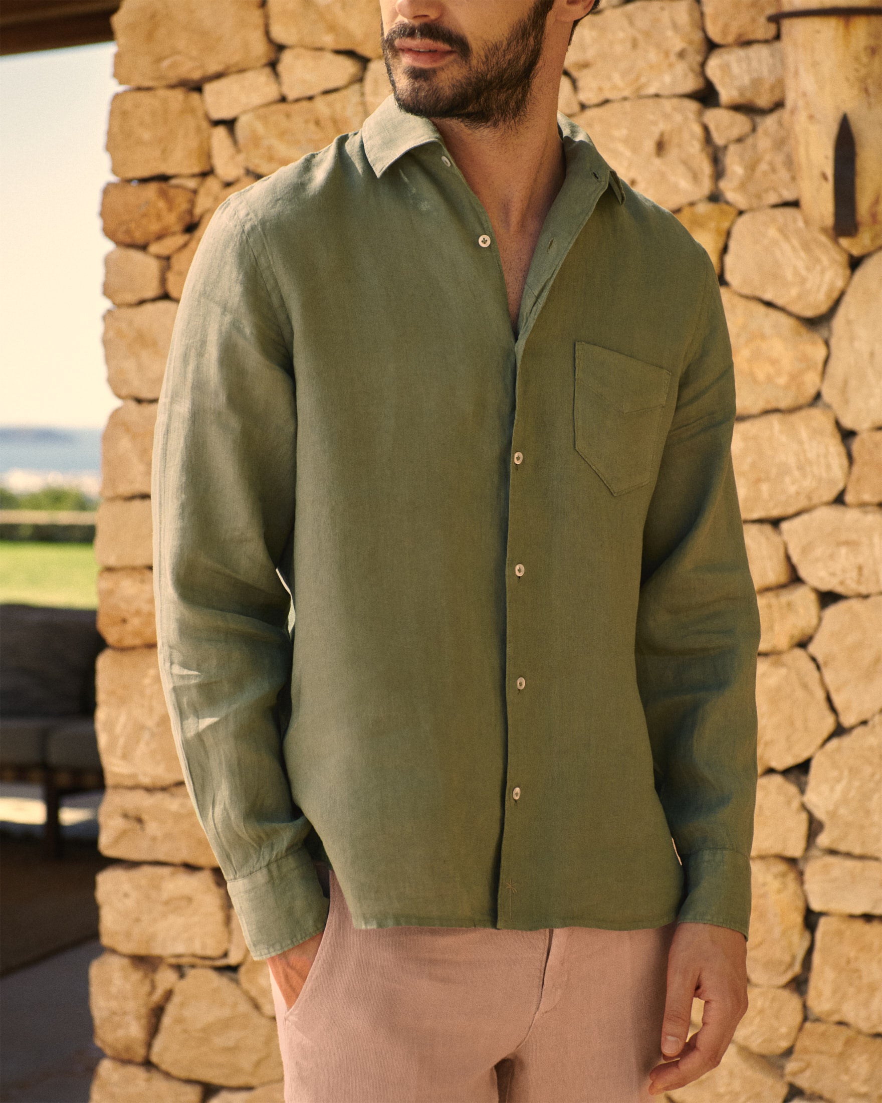 Manebí Panama Linen Shirt - Embroidered Palm Military Green