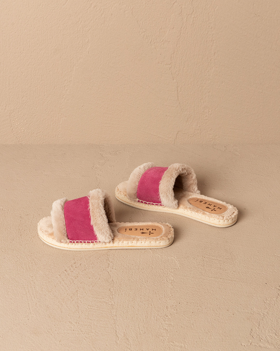 Suede With Faux Fur Flat Sandals With Fur - Magenta