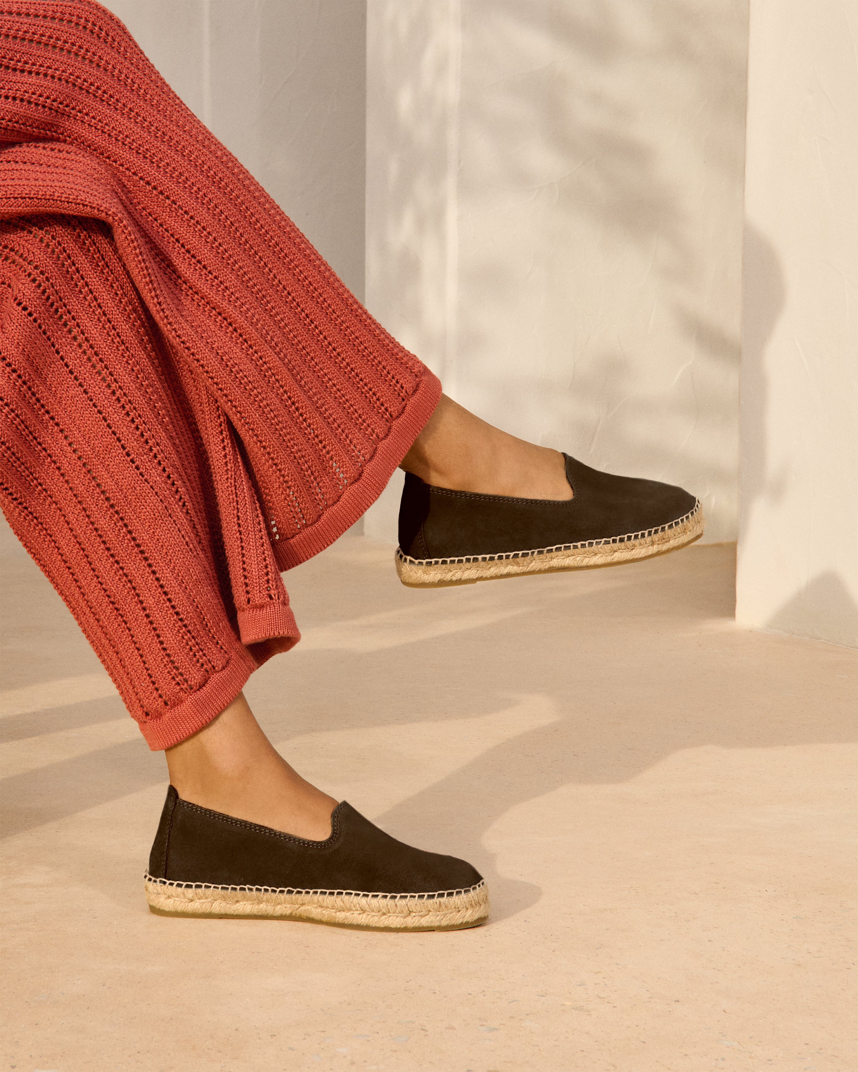 Manebí Suede Flat Espadrilles - Cocoa