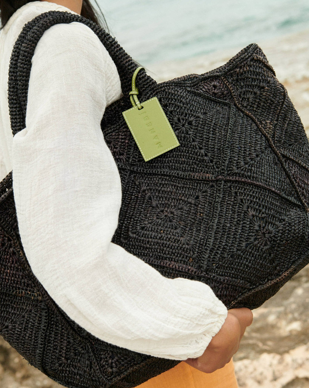 Raffia Sunset Bag Large - Leather Tag - Black Crochet