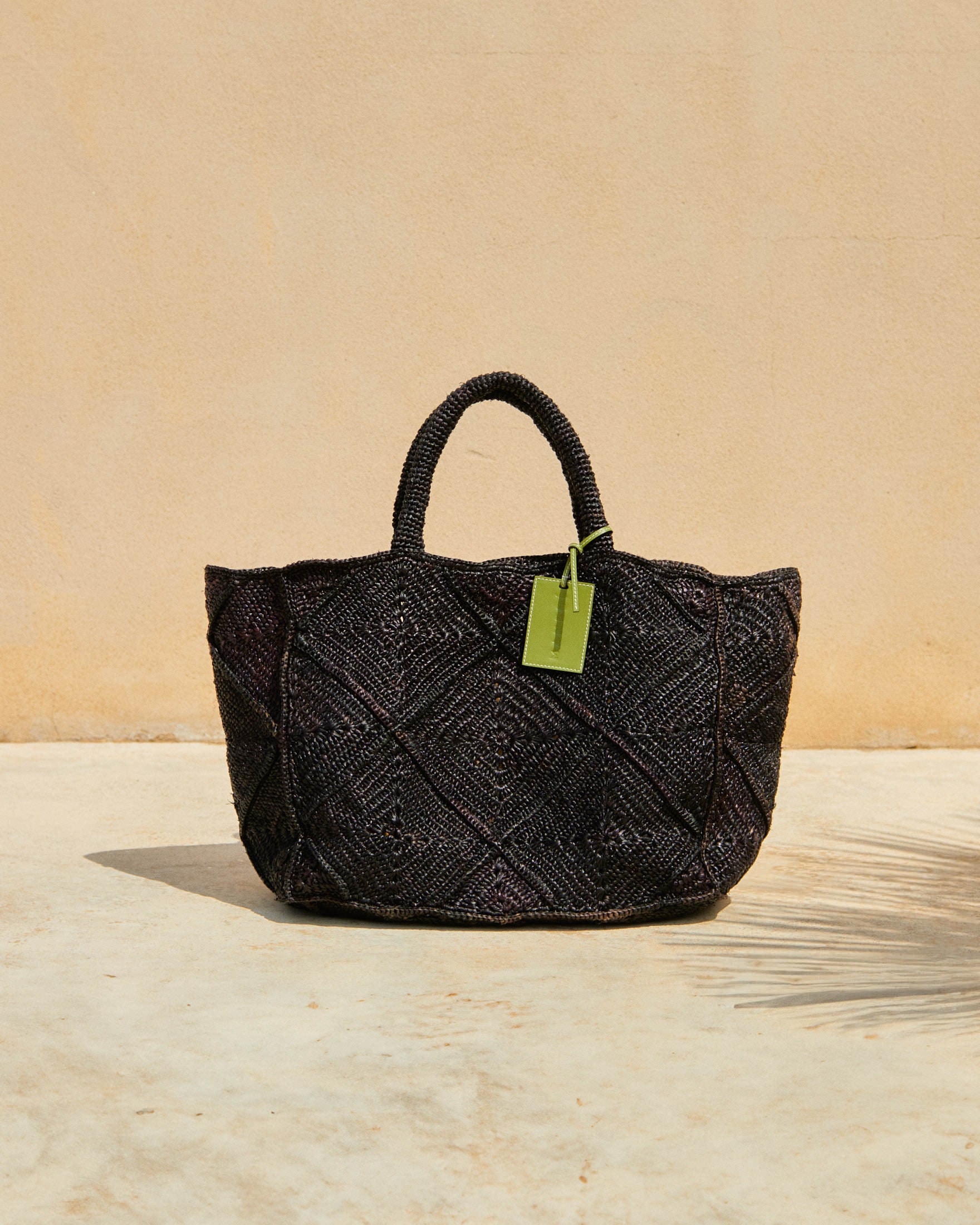 Raffia Sunset Bag Large - Black Crochet