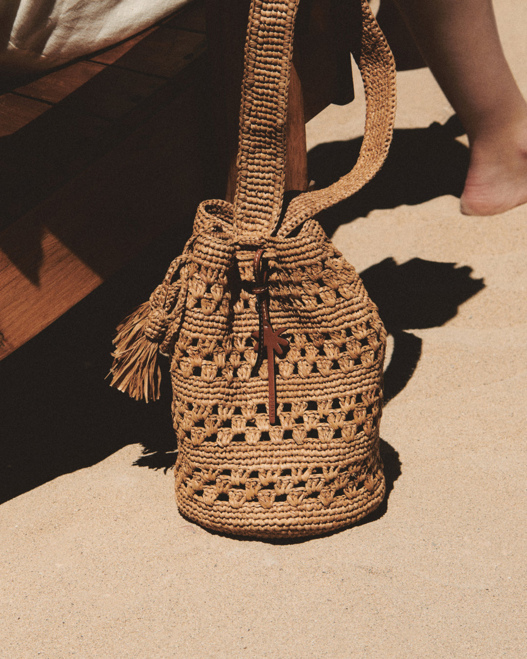 Weaving Raffia Beach Bucket - Tan Weaving