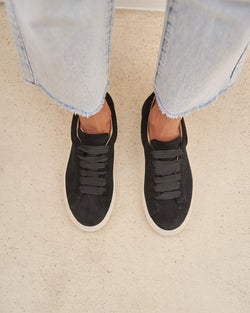 Flat Sneakers - Black