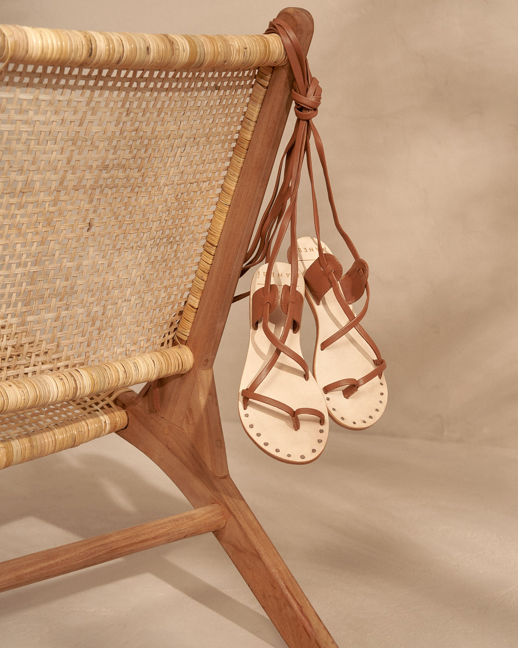 St. Tropez Leather Sandals - Cuero