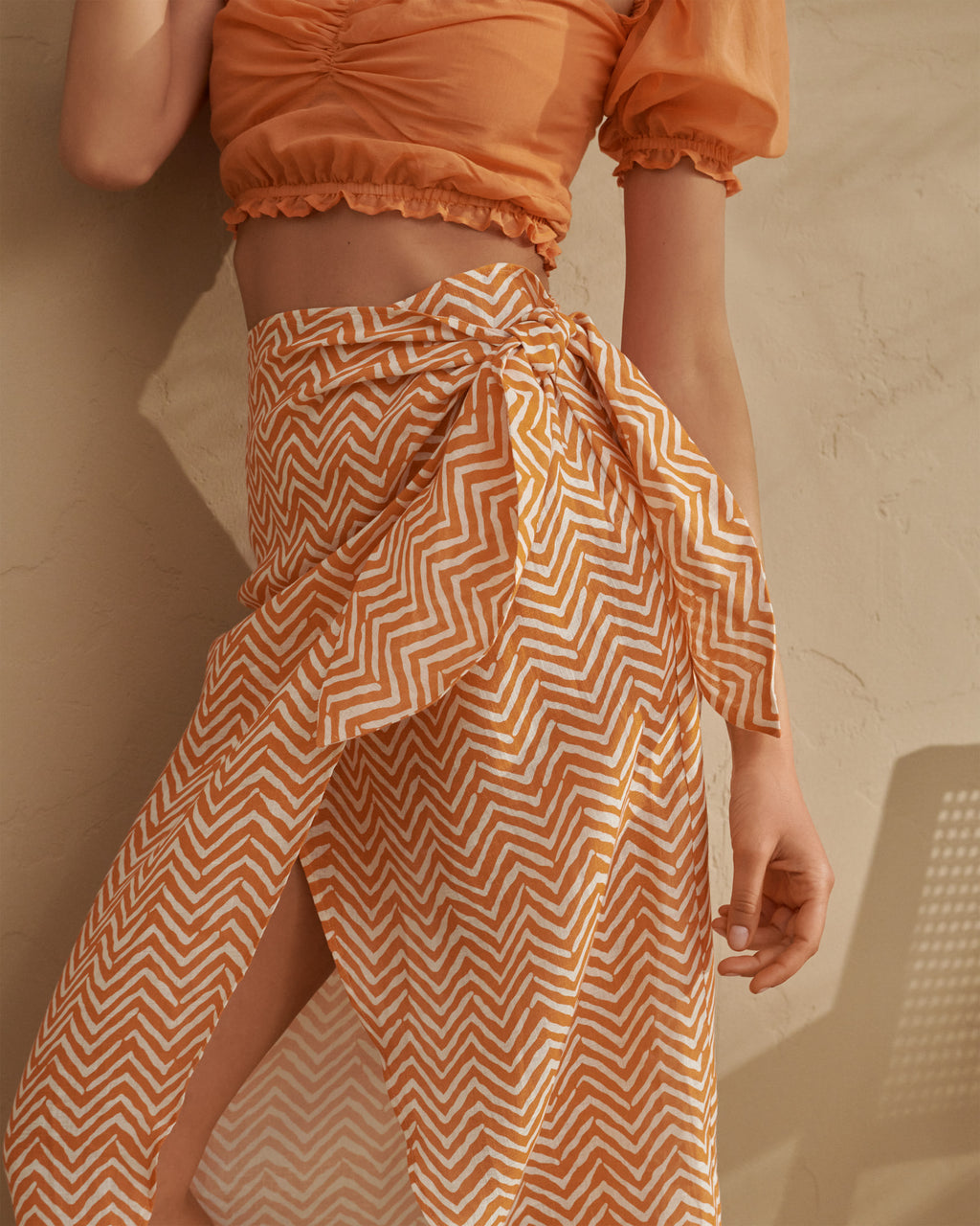 Printed Linen Lencois Skirt - Wraparound design with knot - Orange White Chevron