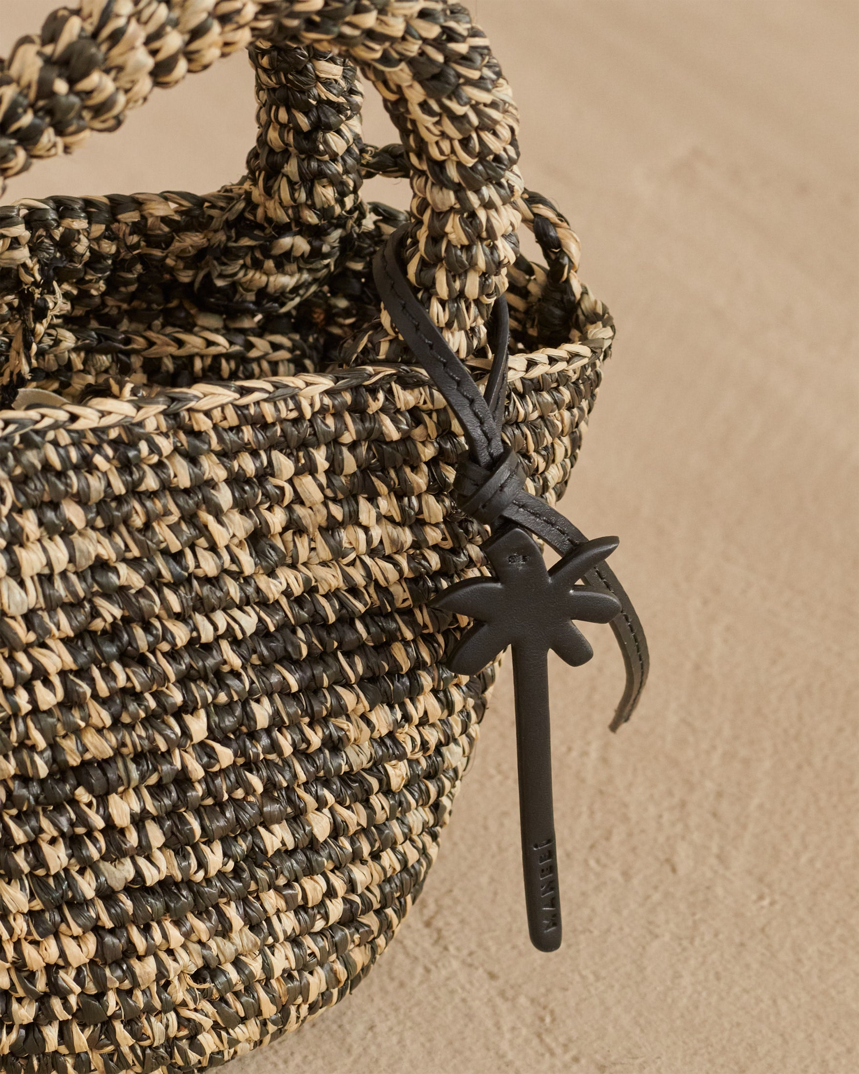 Raffia Summer Bag Mini - Palm Leather Tag - Natural Black Mélange