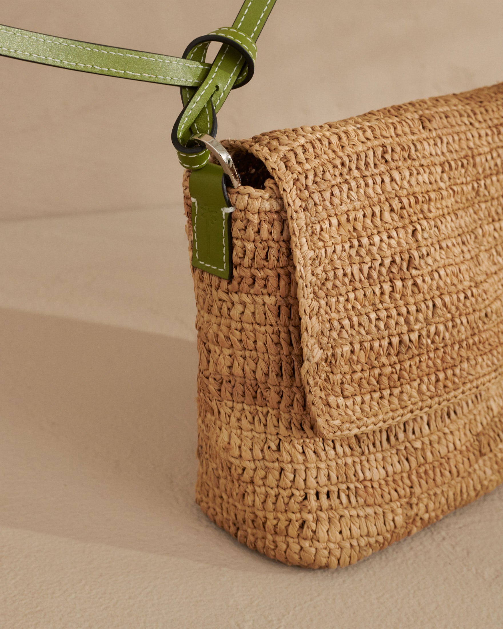 Raffia Summer Night Bag Medium - Palm Leather Tag - Tan & Green