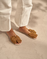 Soft Suede Sandals with Knot - Cuero | 