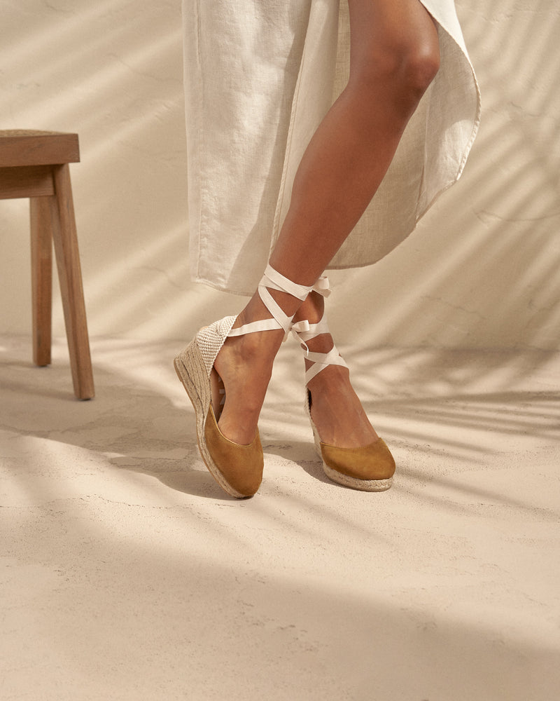 Soft Suede Low Wedge Espadrilles - Cuero And Natural