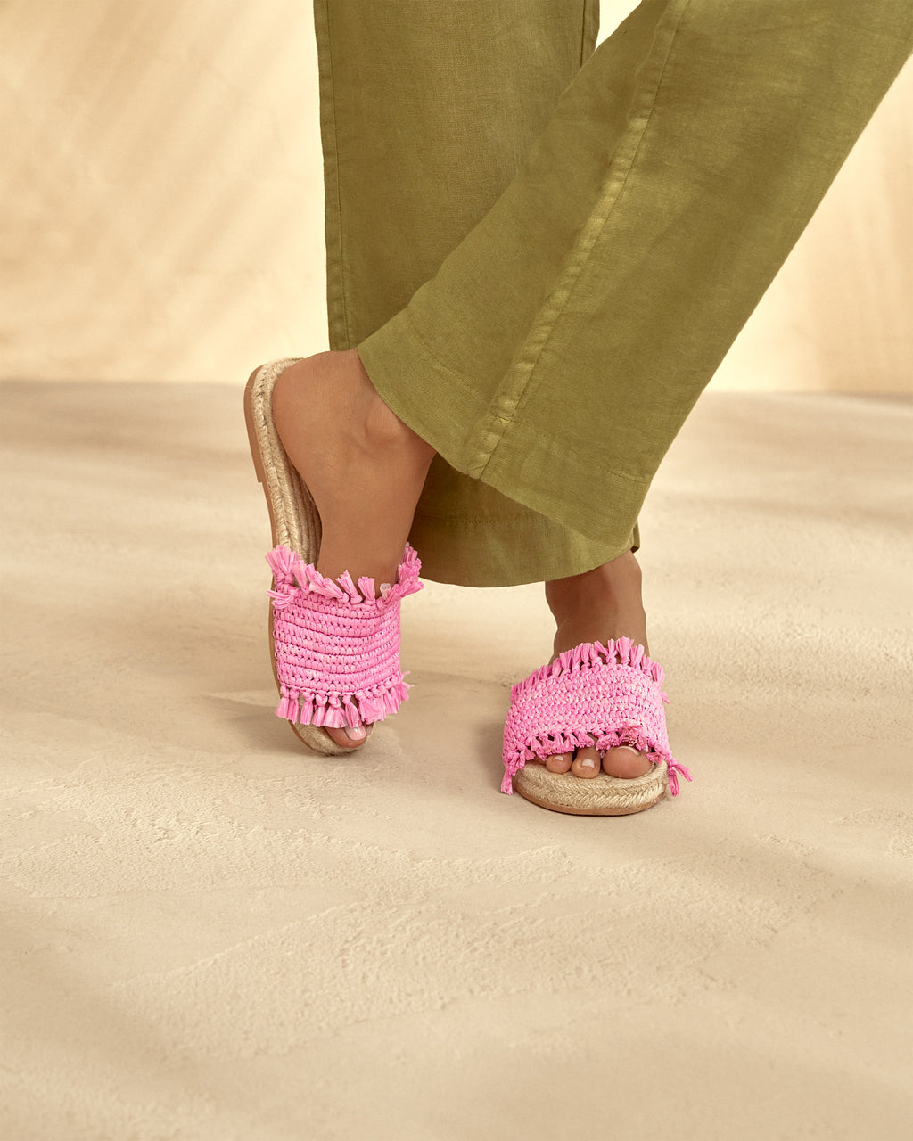 Fringed Knots Raffia Jute Sandals - Bold Pink